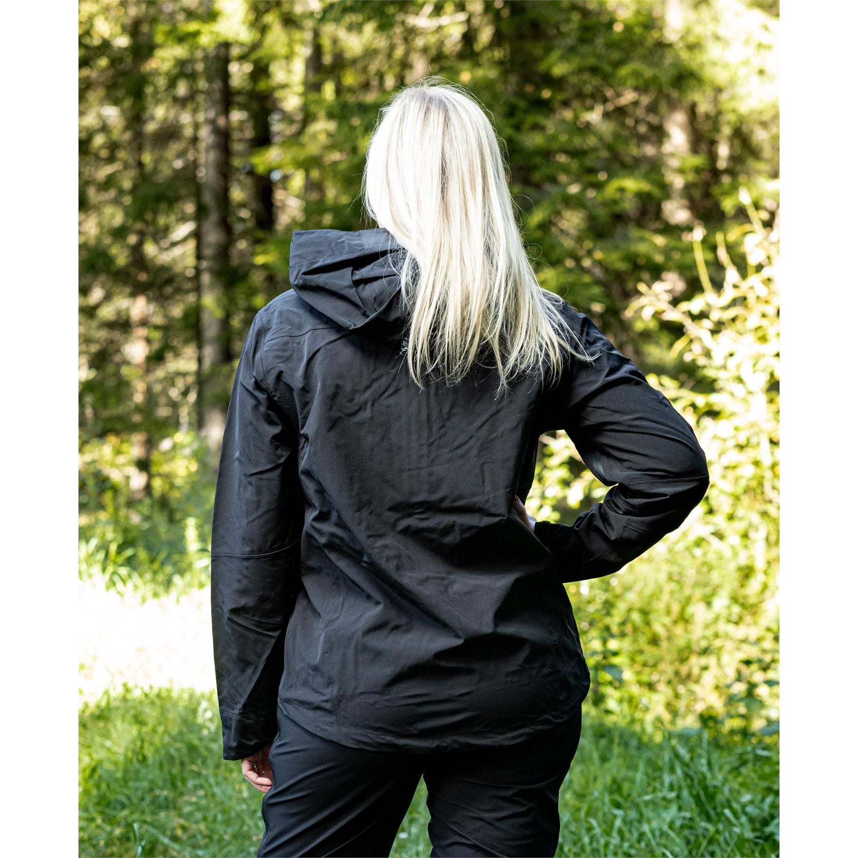 MOVE ON JOSTEDAL, JAKKE DAME
